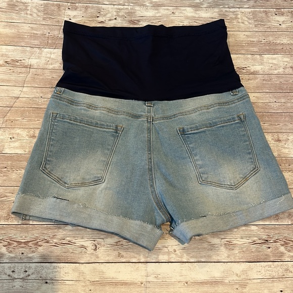 PinkBlush Light Blue Distressed Cuffed Hem Maternity Full Panel Jean Shorts - Picture 8 of 10